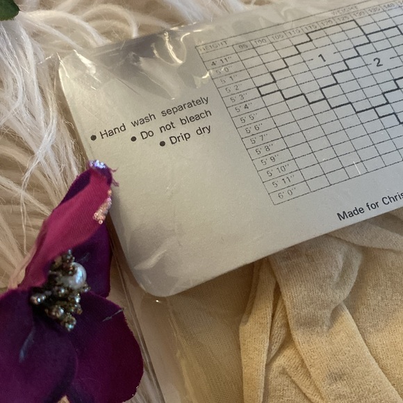 CHRISTIAN DIOR 934 pearl motif stoking tights - Picture 4 of 8